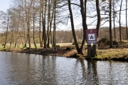 Blick vom Kanal zum Zeltplatz