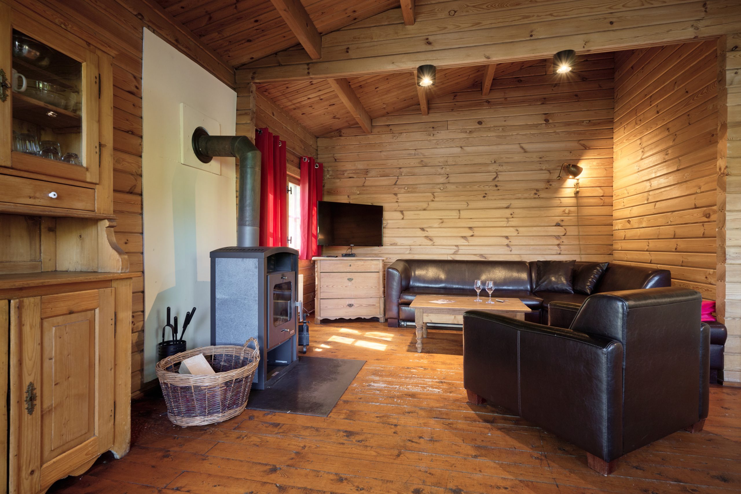 Biber-Ferienhof-Bootshaus02-20250427-0002