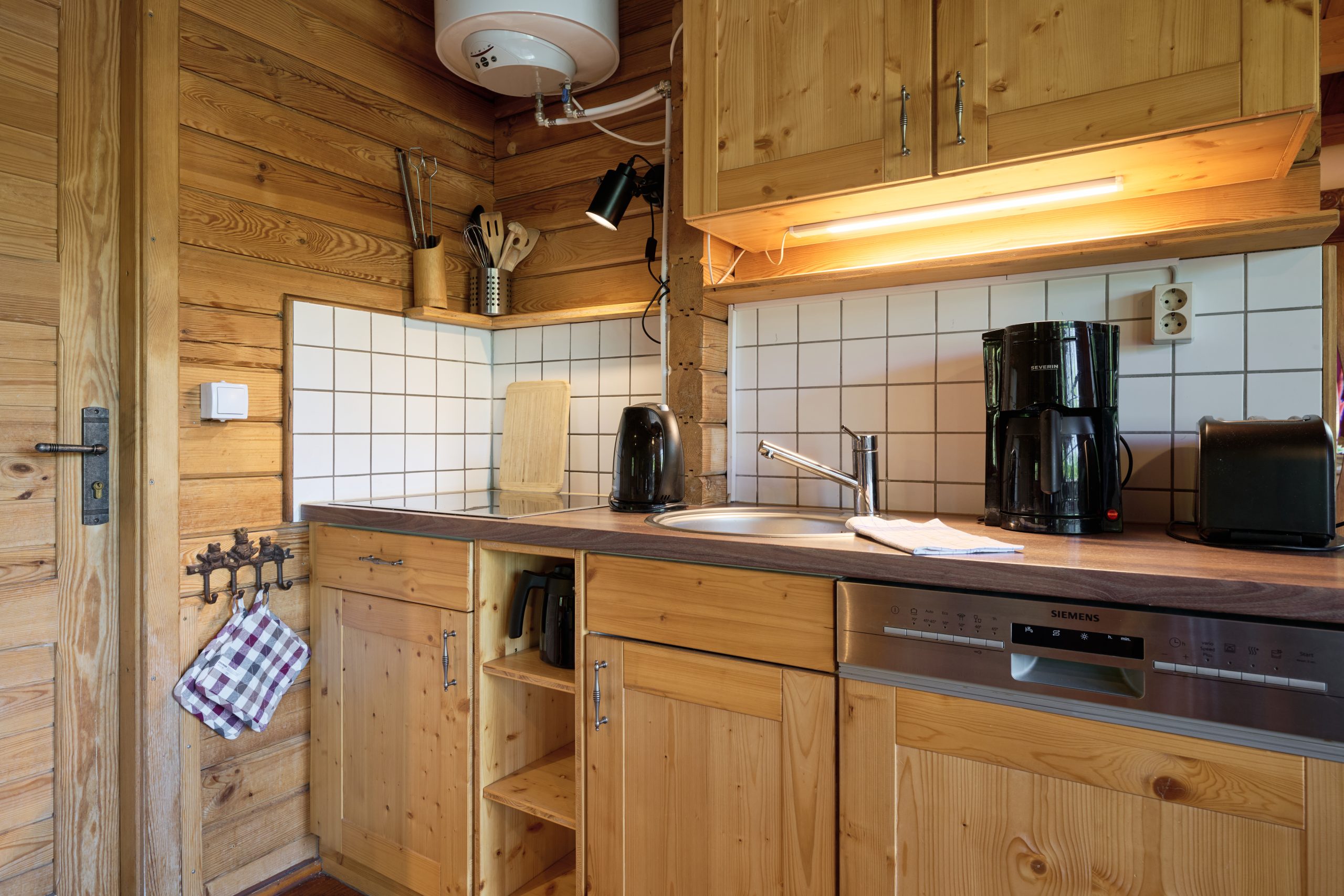 Biber-Ferienhof-Bootshaus02-20250427-0009